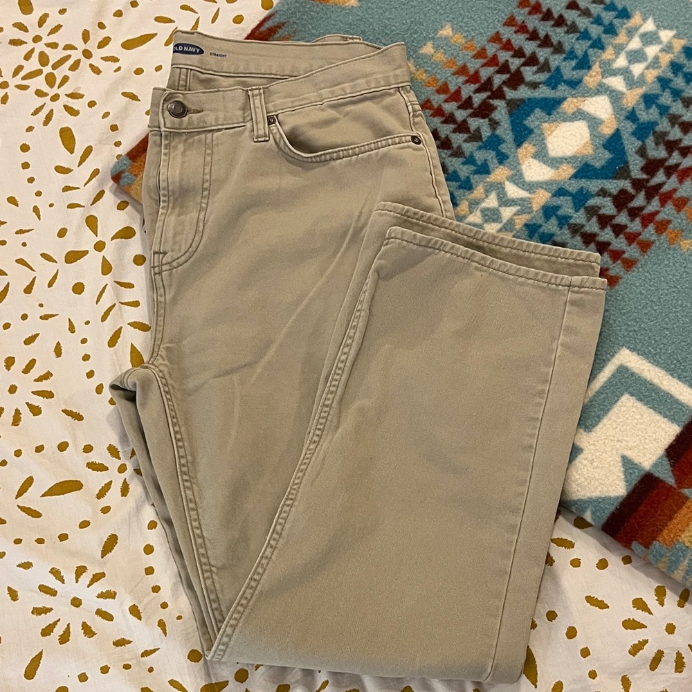 Old Navy Men's Straight Jeans in Beige